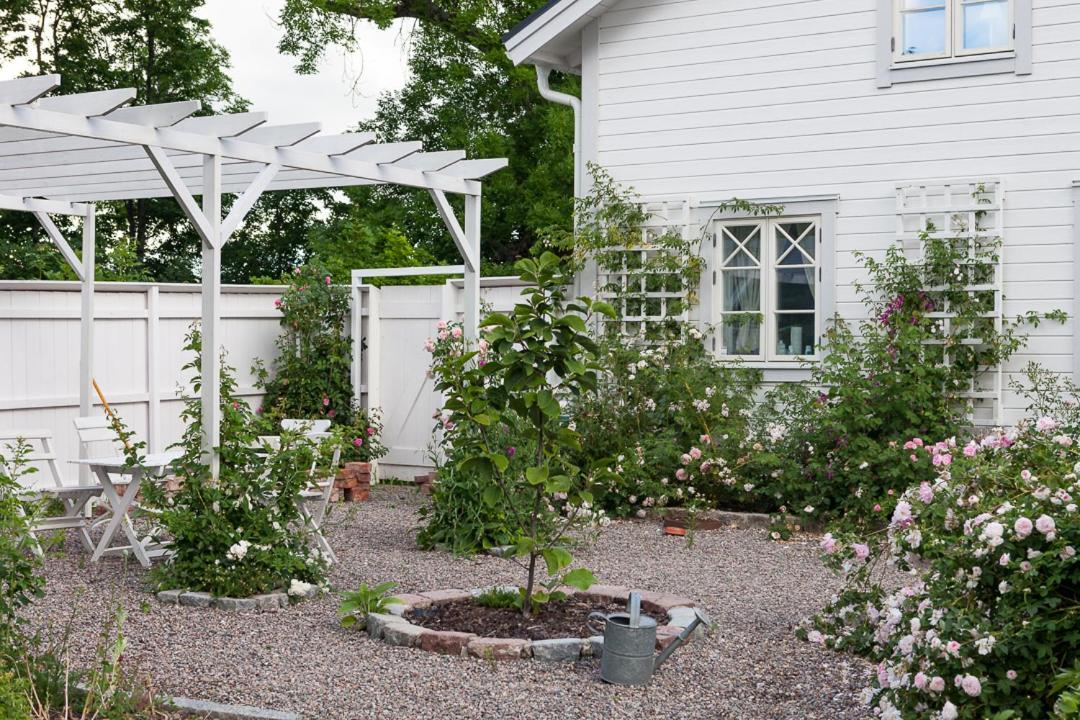 Vallby Cottage Enköping Kültér fotó